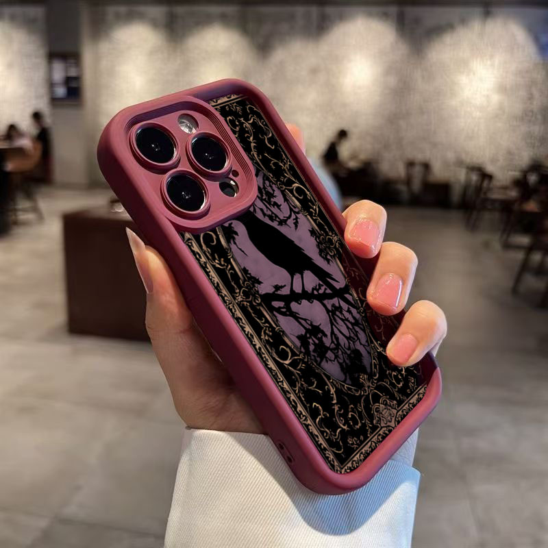 Aesthetic Black Crow Pattern W - đánh giá và giá Phone Cases Red